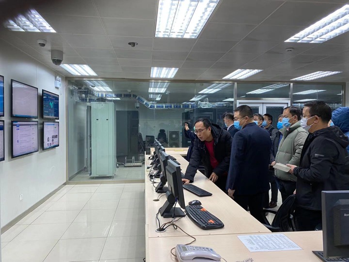 集团党委委员、副总经理张清带队到中国太原煤炭交易中心考察交流