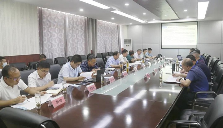 云南煤矿安监局党组成员、纪检组长姜周林到威信煤炭观音山煤矿一井调研复工复产安全生产工作